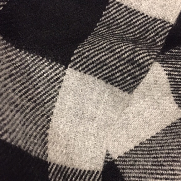 Roots Scarf - Picture 2 of 5